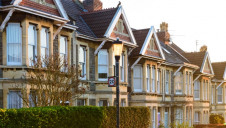 The scheme had targeted 600,000 homes, but just 53,000 homes made successful applications before its closure